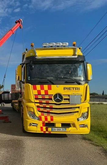 photo-camion-pietri-depannages-2